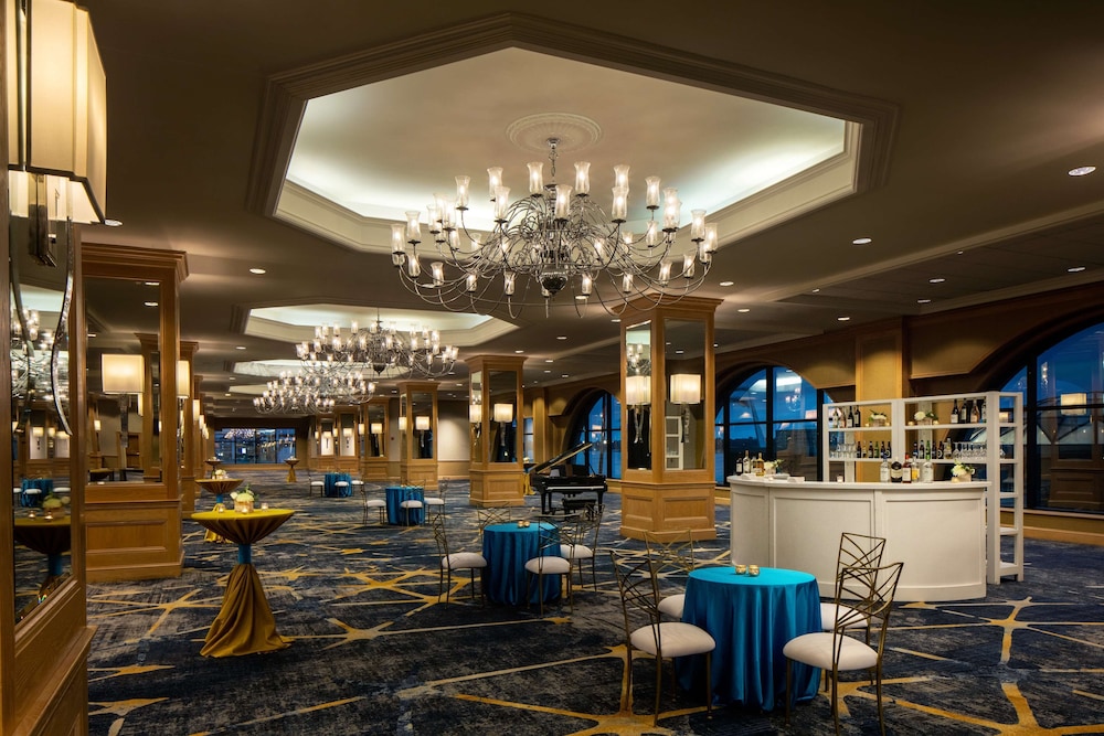 Hyatt Regency Jacksonville Riverfront 63/68