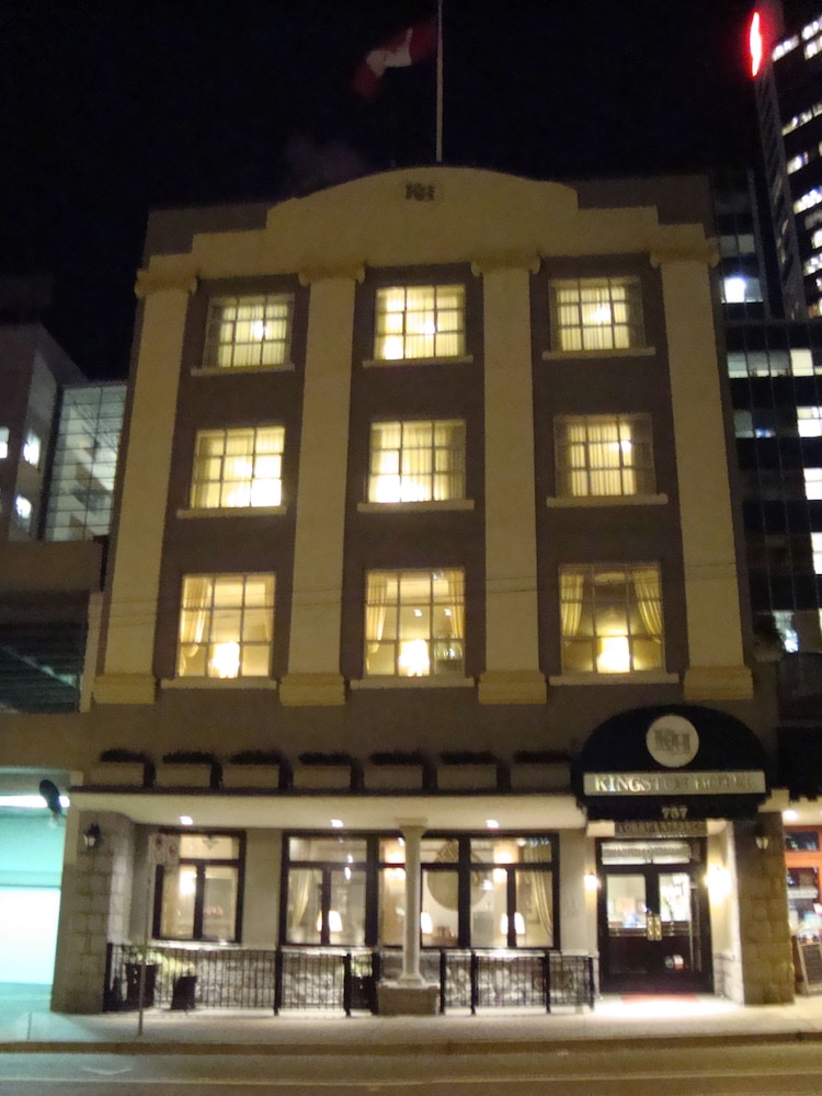 Kingston Hotel 2/63