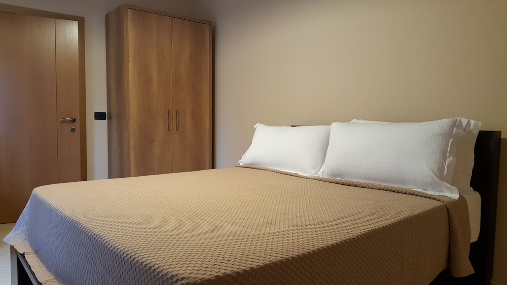 Hotel Oda 12/73