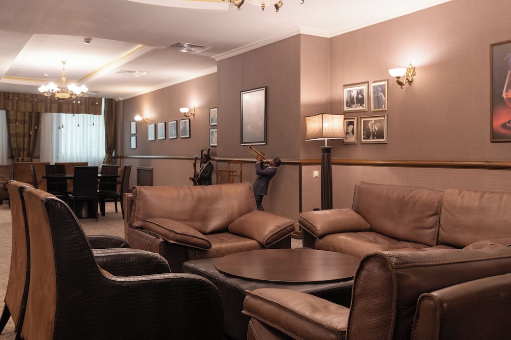 Grand Hotel Tien Shan 46/64