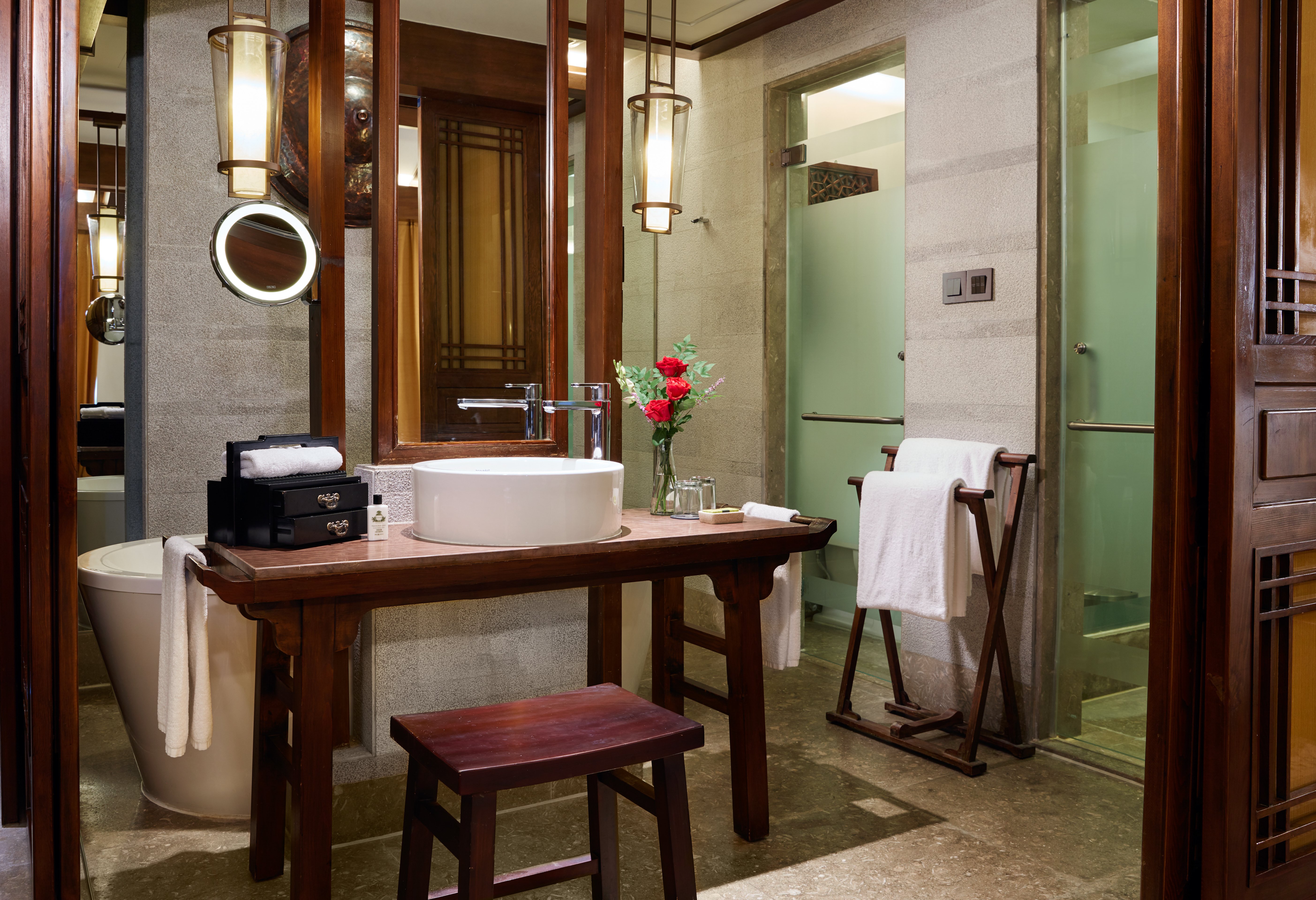 INTERCONTINENTAL LIJIANG ANCIENT TOWN RESORT 10/50