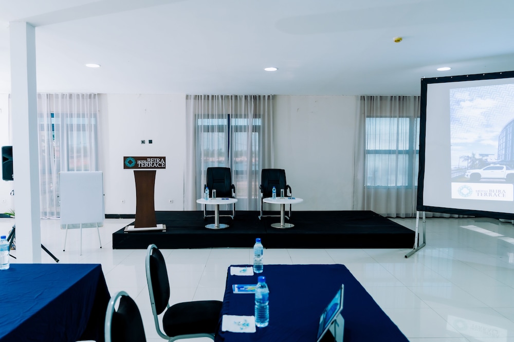 Beira Terrace Hotel 41/50