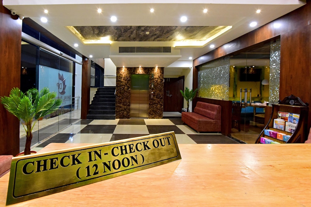Hotel Dayal Paradise 21/26