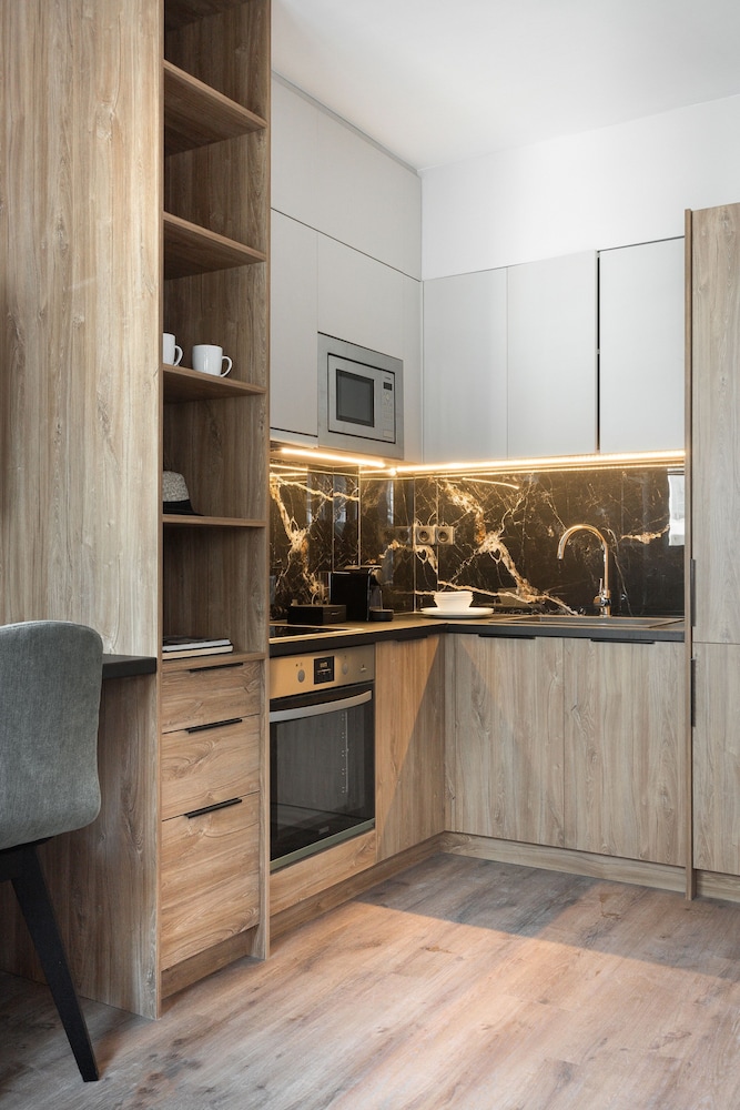 LUX&EASY Athens Downtown Apartments 5/50