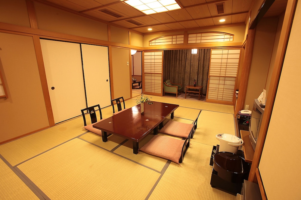 Hotel & Ryokan Ayunosato 24/33