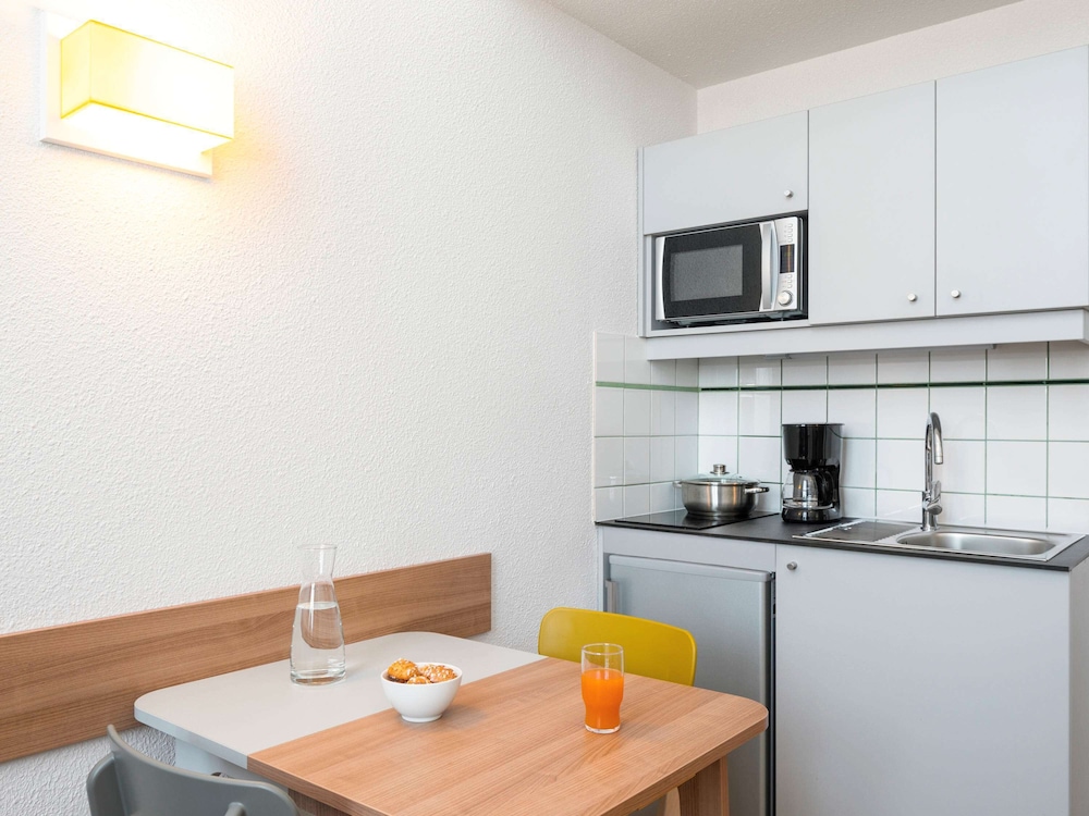 Adagio Access La Defense Place Charras 35/50