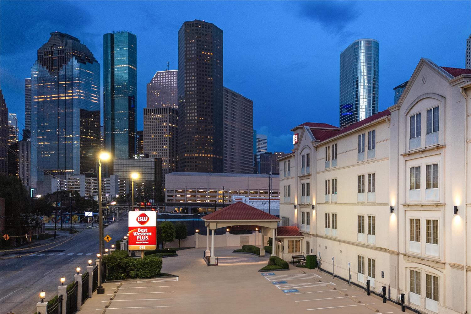 Best Western Plus Downtown Inn & Suites 18/19