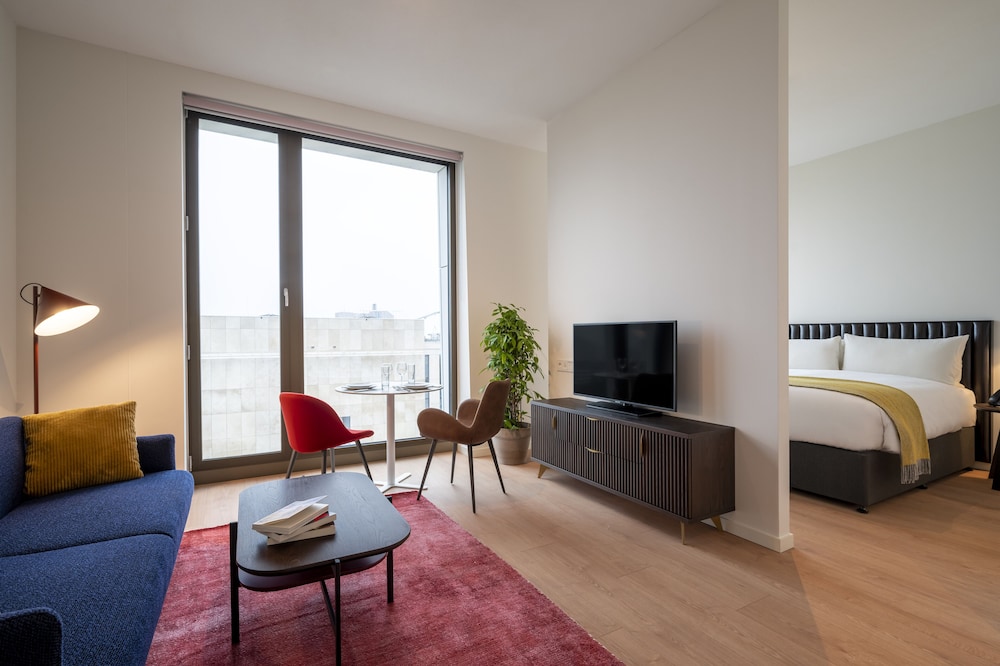 PREMIER SUITES PLUS Amsterdam 31/43