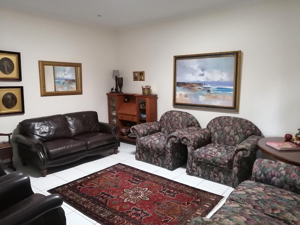 Rivendell Bed And Breakfast 18/27