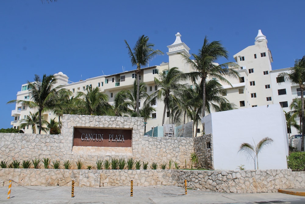 Bsea Cancun Plaza Hotel 62/69