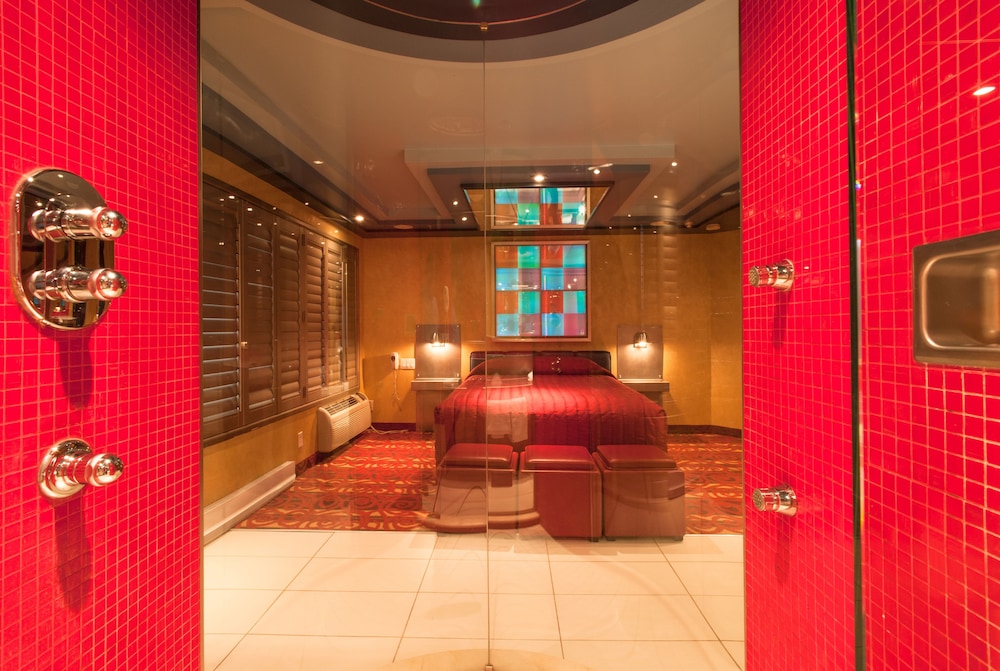 Le Chabrol Hotel Suites 54/72