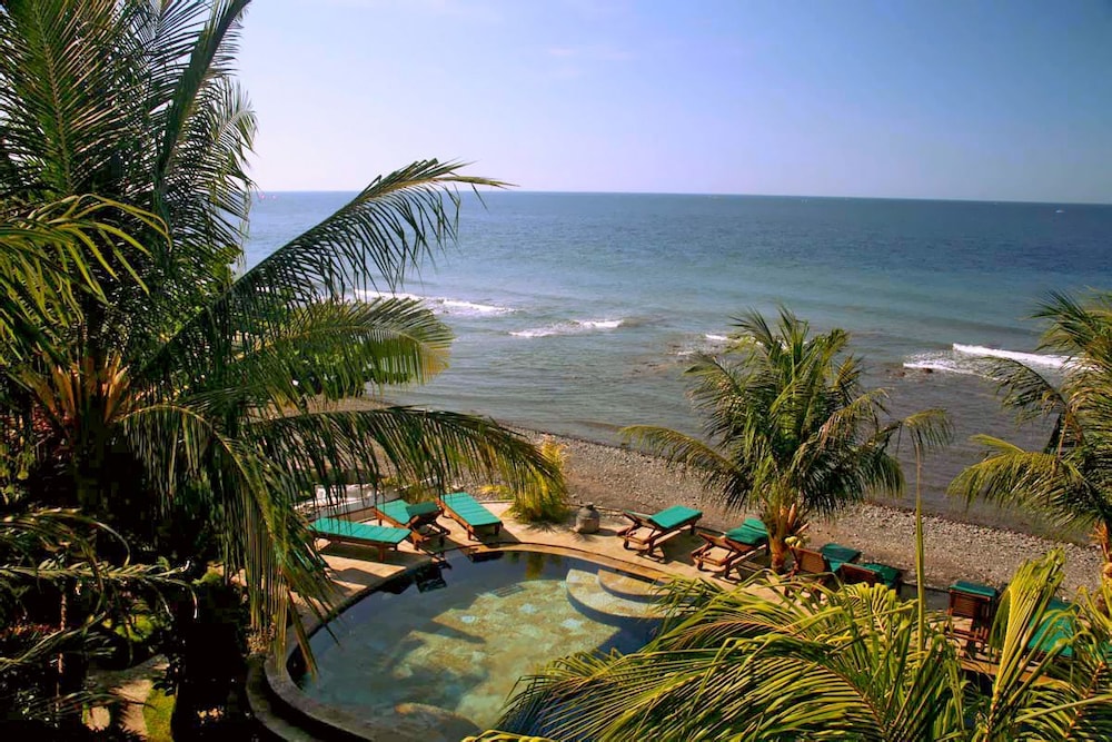 Puri Wirata Dive Resort And Spa 37/46