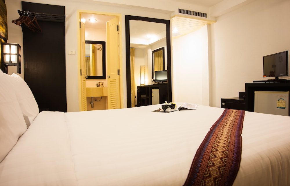 Crystal Inn Phuket 8/38
