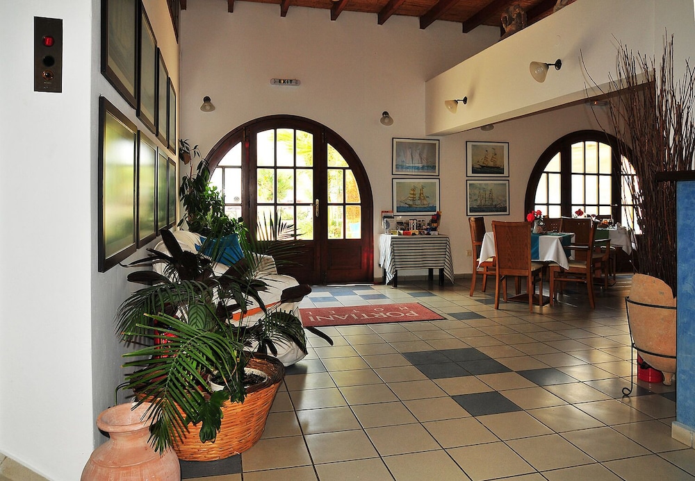PORTIANI HOTEL 27/34