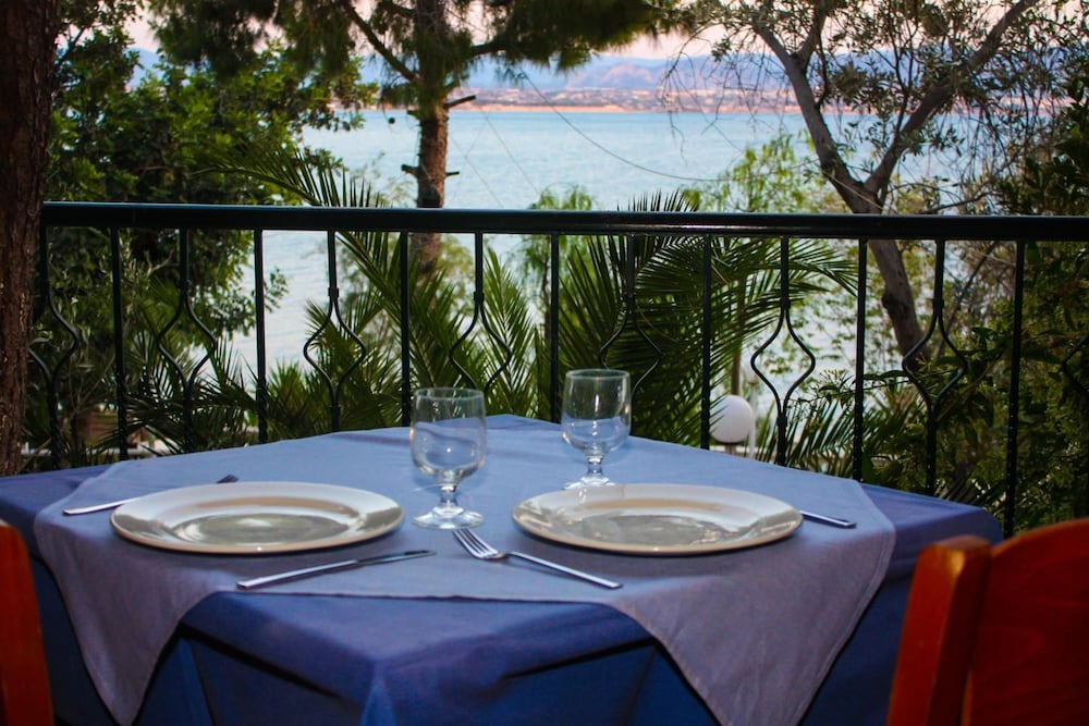 Pappas Loutraki 28/66