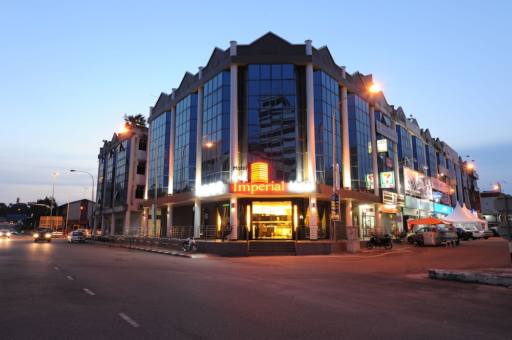 The Imperial Hotel 4/34
