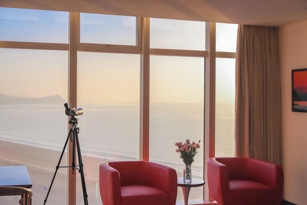 Hyatt Regency Qingdao 30/50