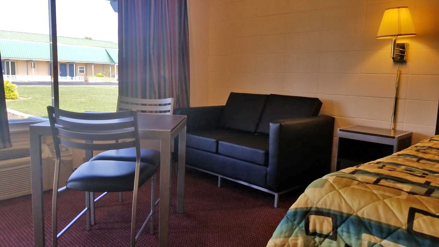 Scottish Inns McMinnville 9/9