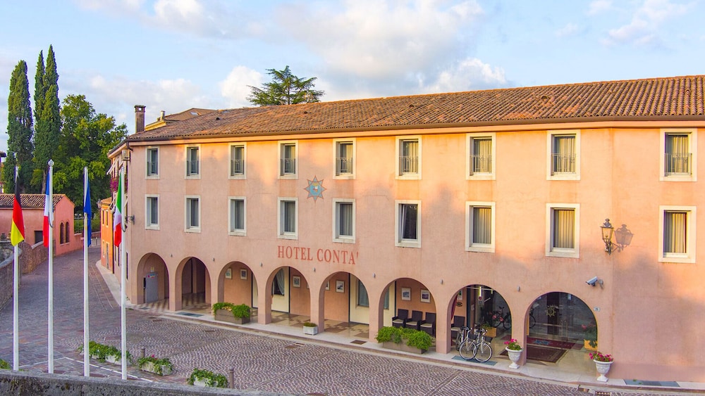 Hotel Conta 2/61