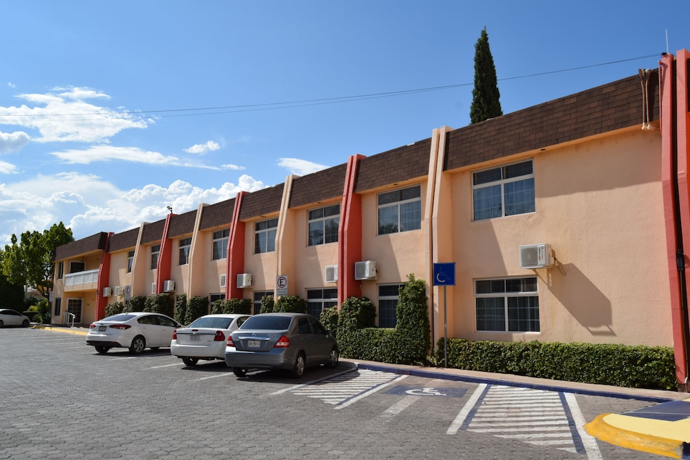 Sicomoro Hotel 38/50