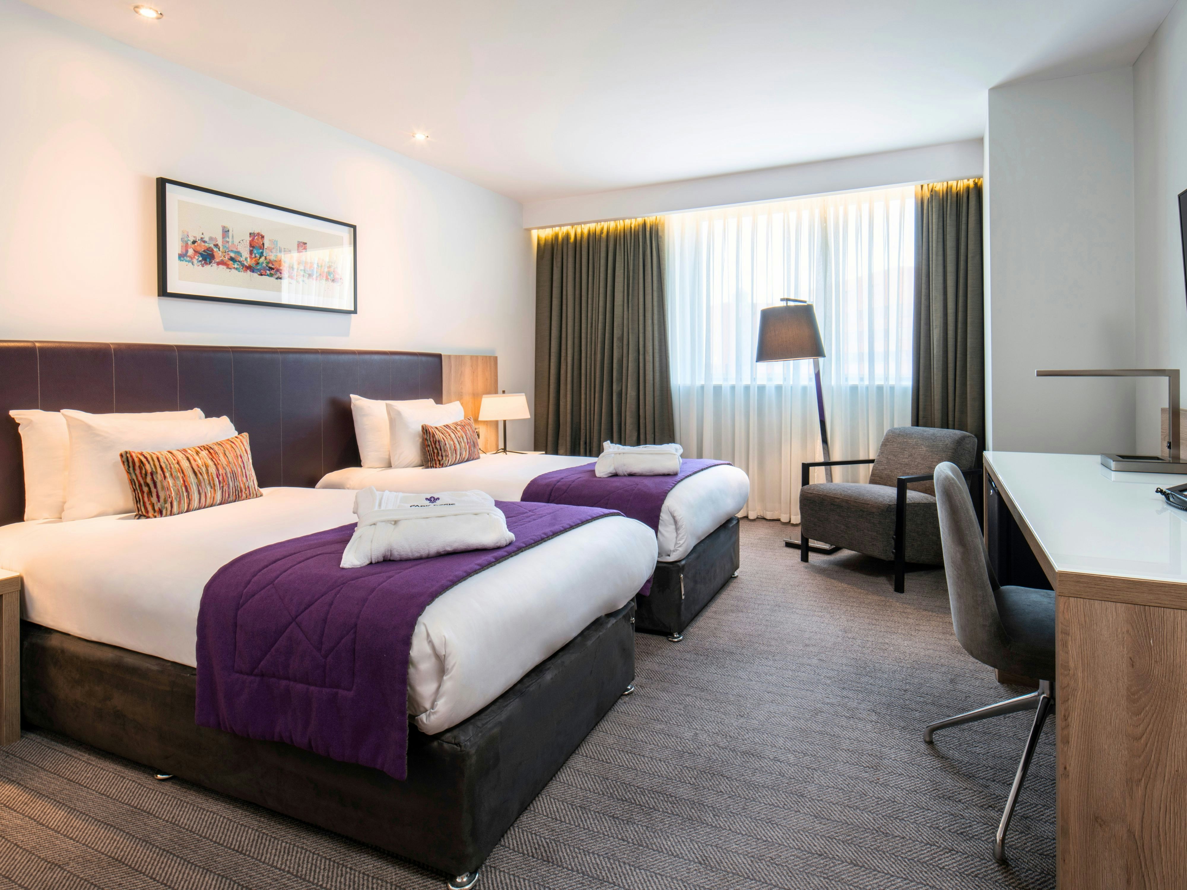 Park Regis Birmingham 29/77