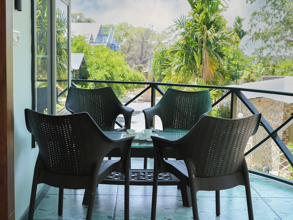 MGM Whispering Winds Yelagiri 43/60