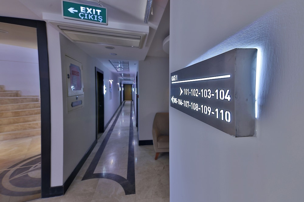 Buca Residence Hotel 18/36