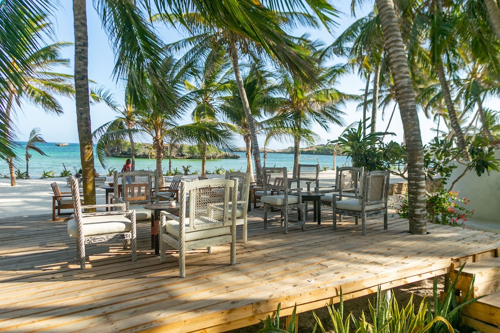 Sun Palm Beach Resort 45/50