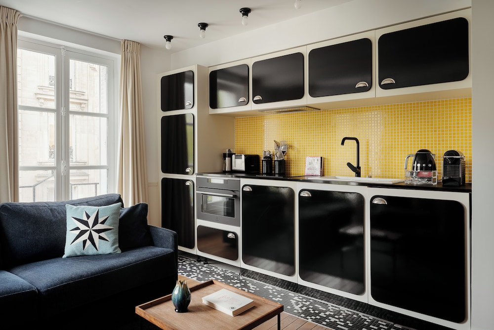My Maison In Paris - Louvre 34/50