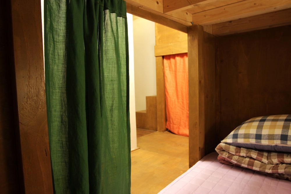 Urban Art Stay - Hostel 28/42