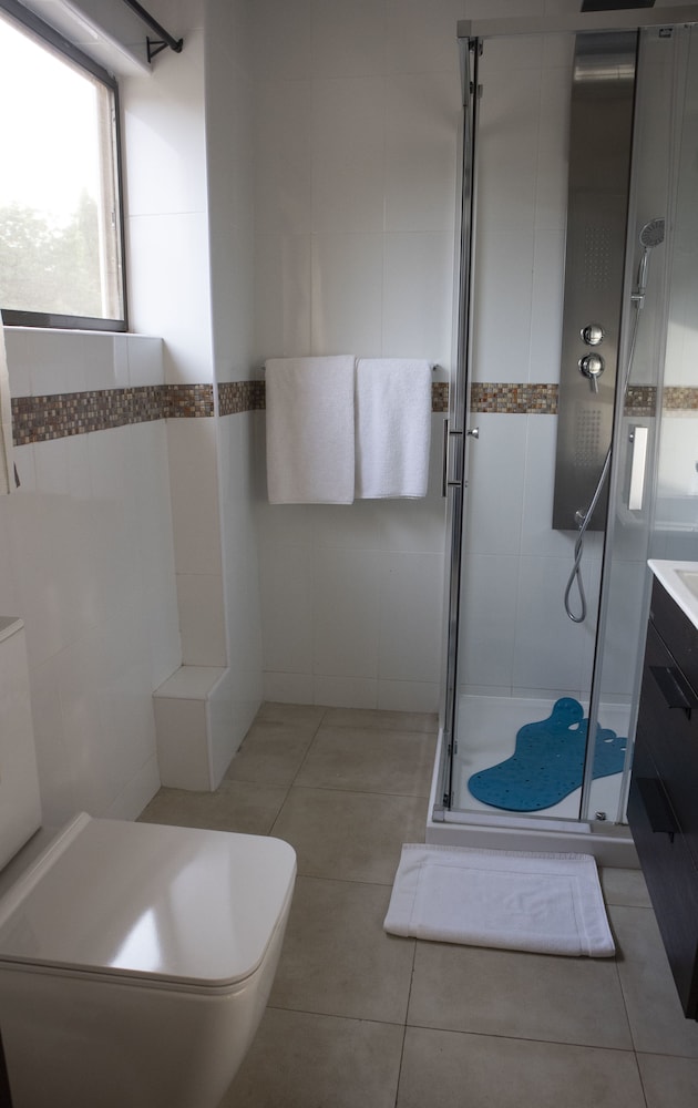 Ssnit Guest House 36/37
