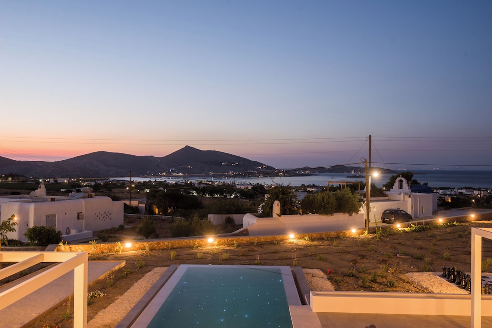 BLUE MARE VILLAS 45/48