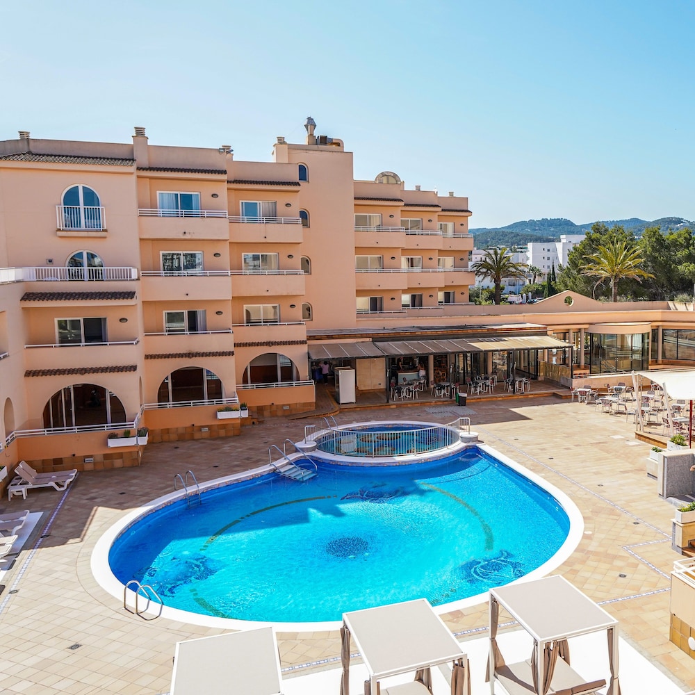 Rosamar Ibiza Hotel 40/42
