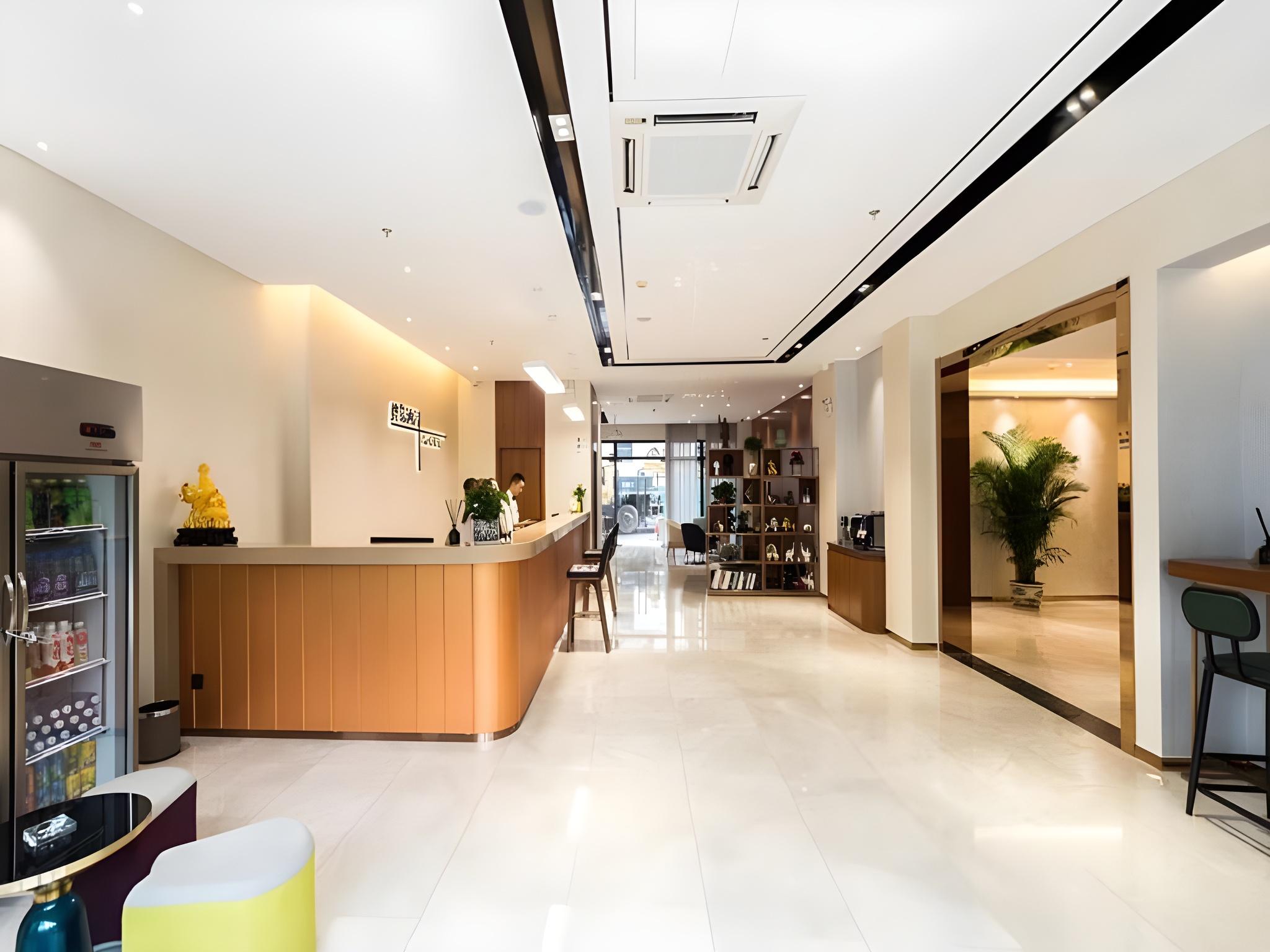 VX Wuxi Jiangyin Xiangshan Road Gym Hotel 5/23