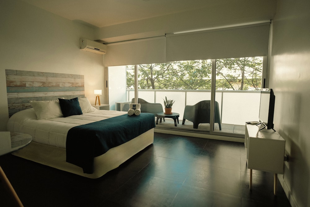 SUPERIOR, STUDIO, BALCONY