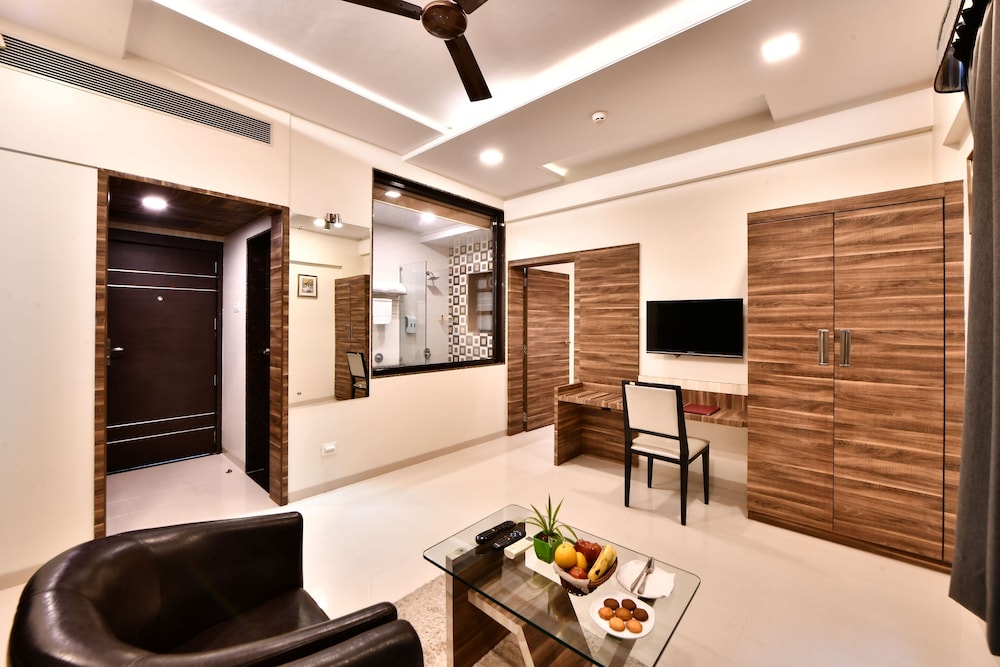 Click Hotel Sagar Plaza Chakan Pune 6/48