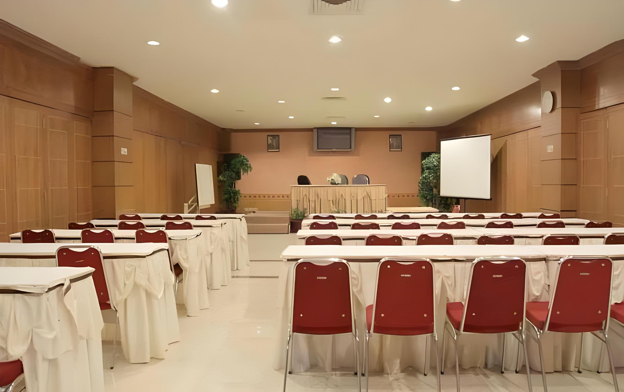 Grand Hotel Jambi 19/20
