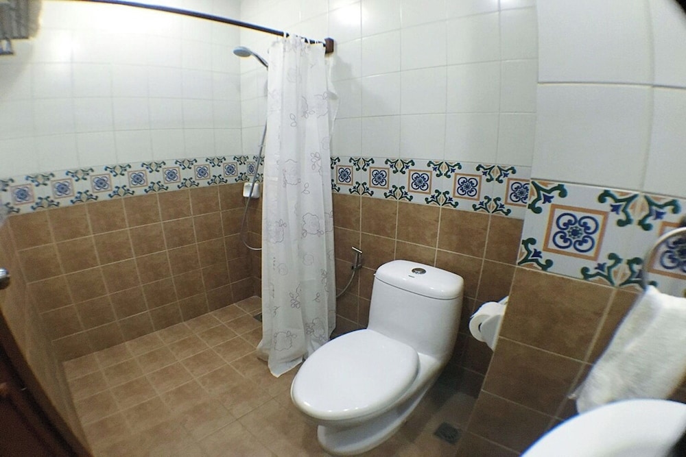 NSCC Hotel Vigan by ZUZU 54/55