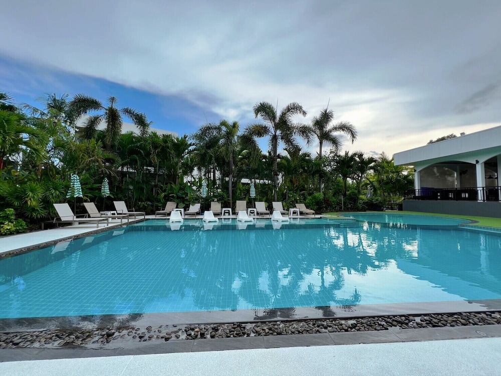 The Serenity Resort 65/70