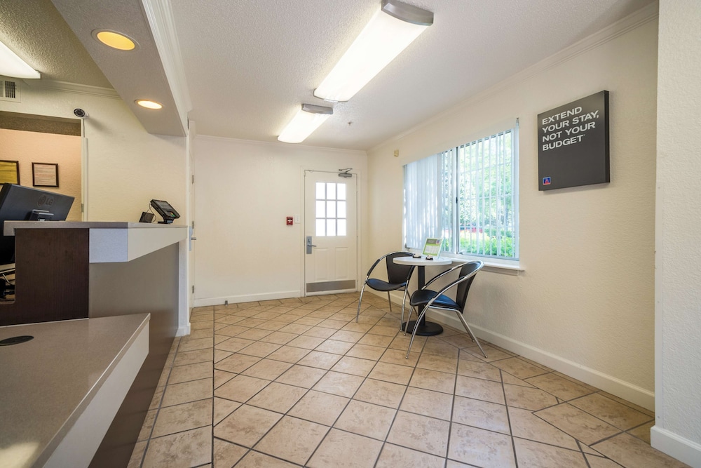 Studio 6 Extended Stay - Duluth, GA - Atlanta - Gwinnett Place 8/48