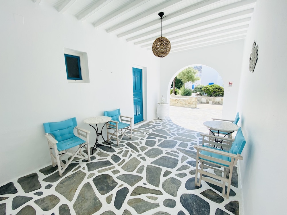 Cyclades Studios 34/49