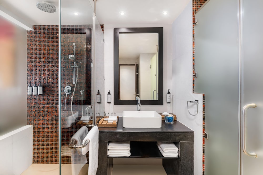 Pullman Bentota Resort & Spa 49/50