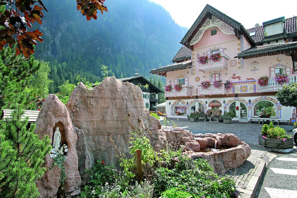 Gran Chalet Soreghes 69/69