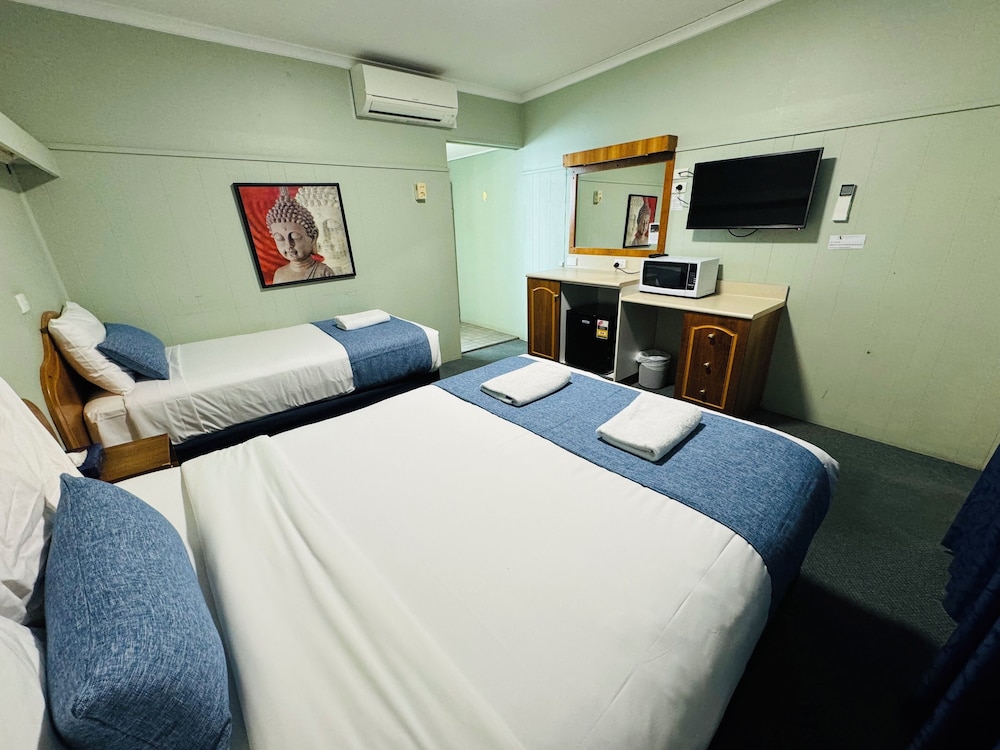 ARDEANAL MOTEL 8/48