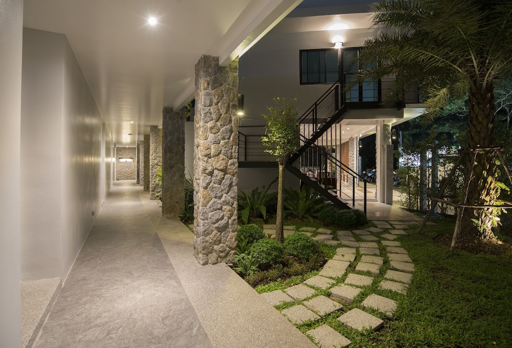 Pumeria Resort Phuket 24/27
