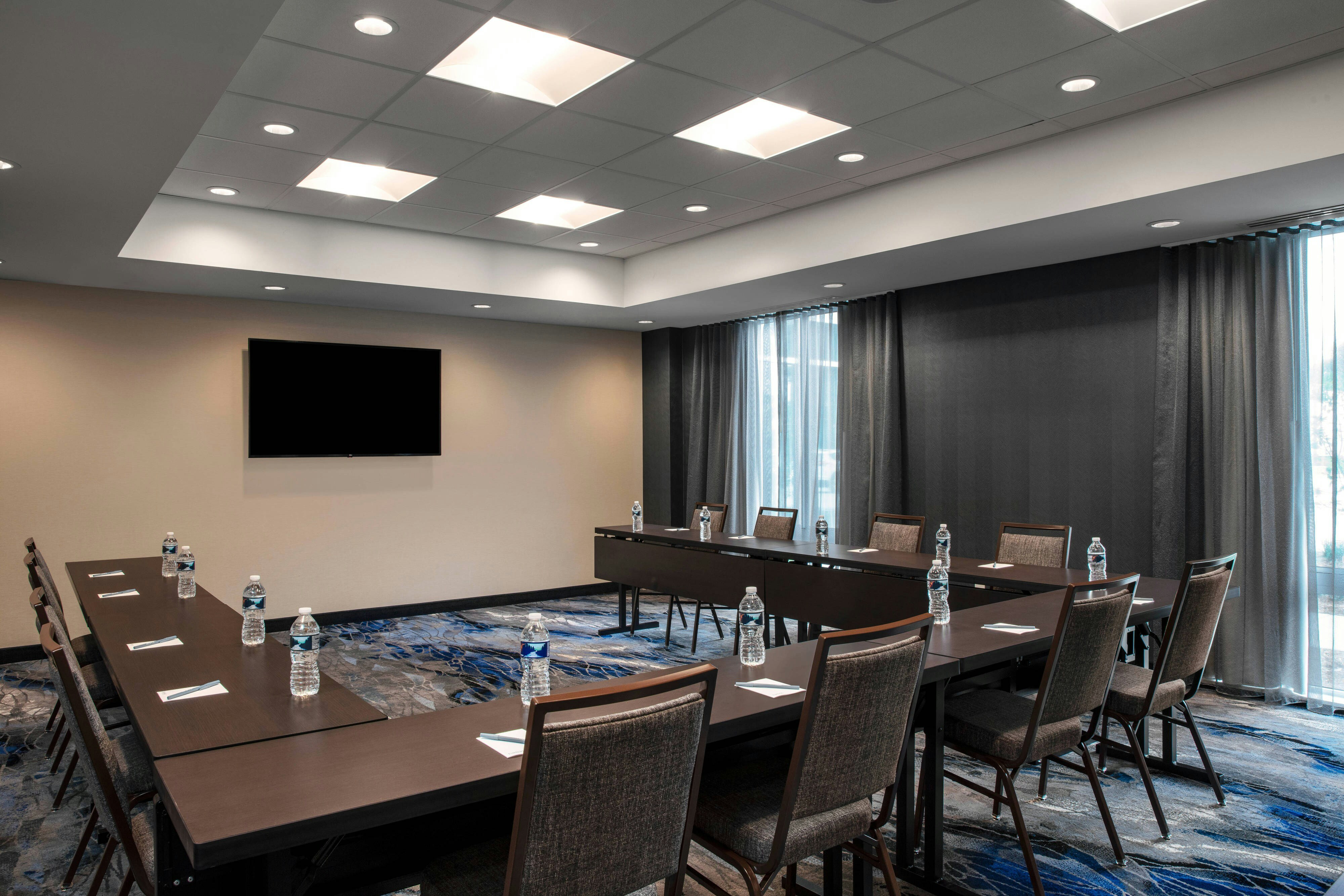 Fairfield Inn & Suites by Marriott Lebanon near Expo Center 12/17