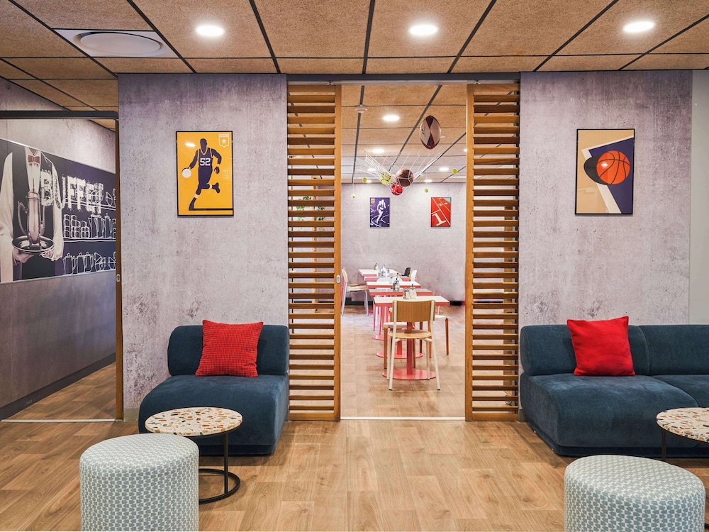 IBIS BUDGET SAINT MAURICE 43/55