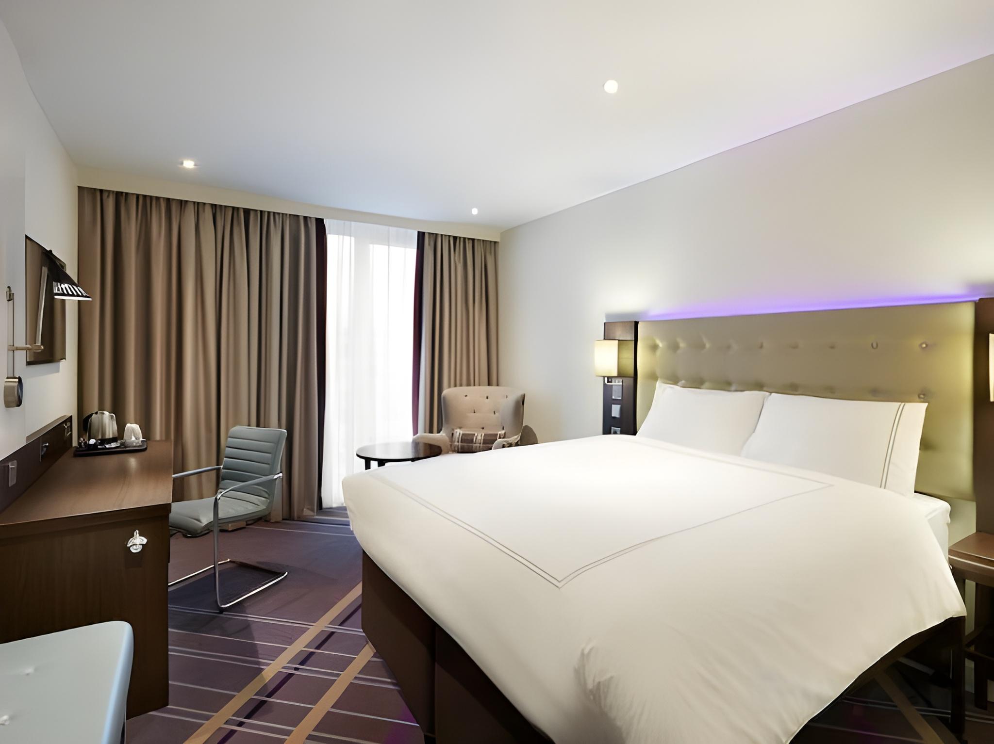 Room at Premier Inn Munich Airport East, OBERDING