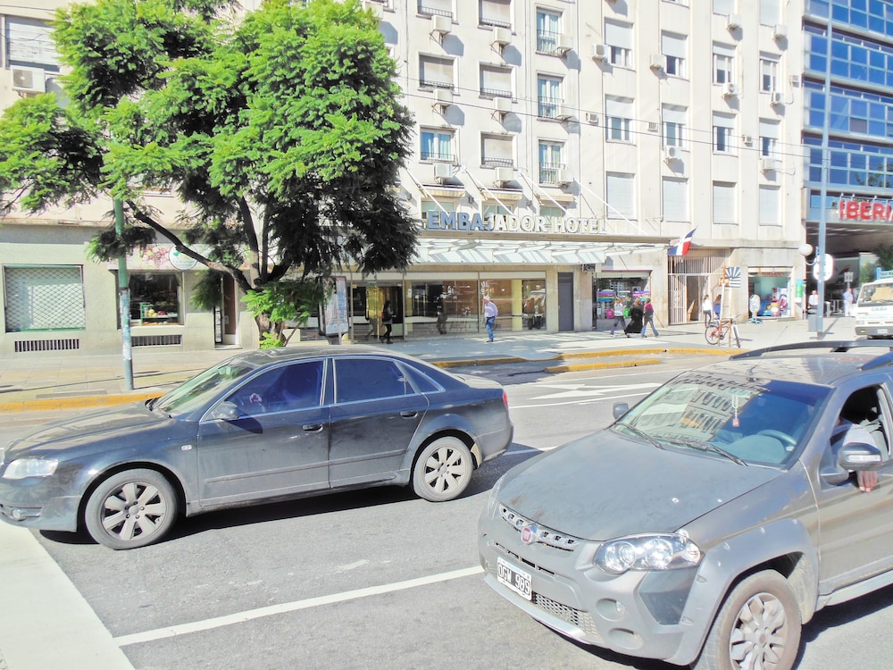 Embajador Hotel 39/55