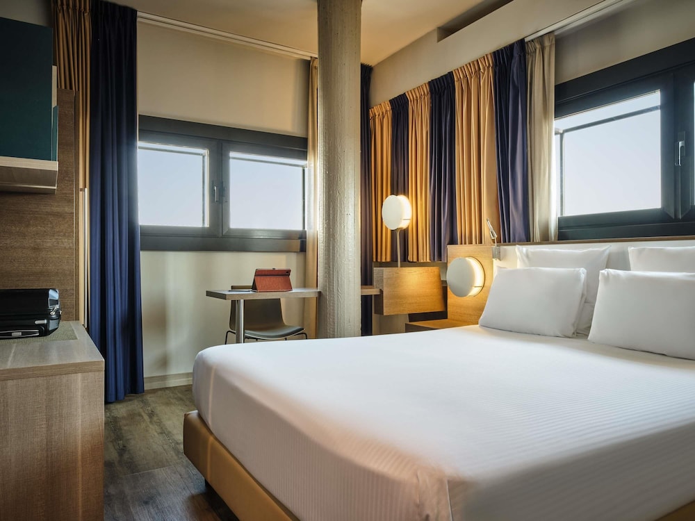 SUPERIOR, DOUBLE BED